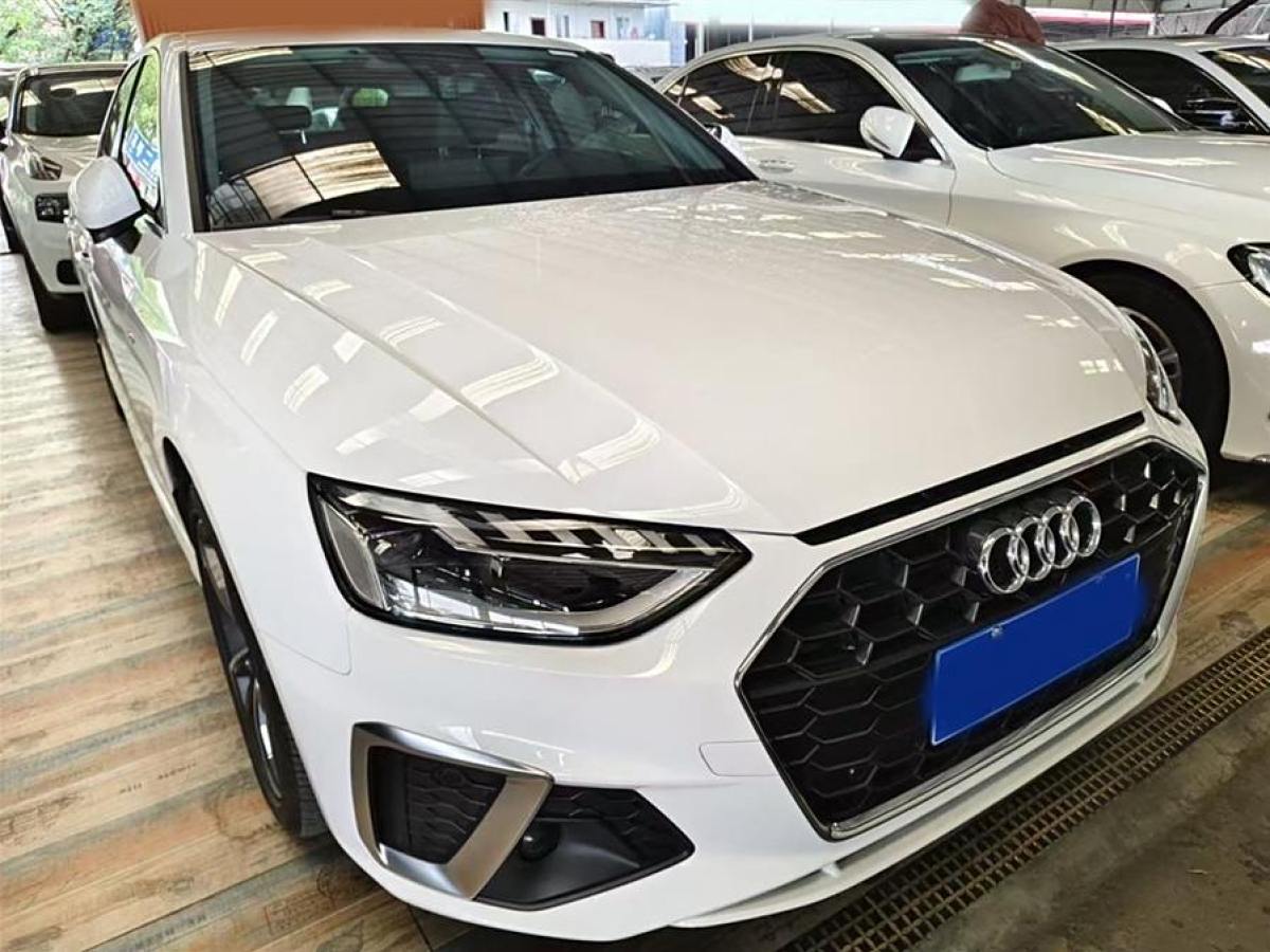 奧迪 奧迪A4L  2022款 40 TFSI 時(shí)尚動(dòng)感型圖片