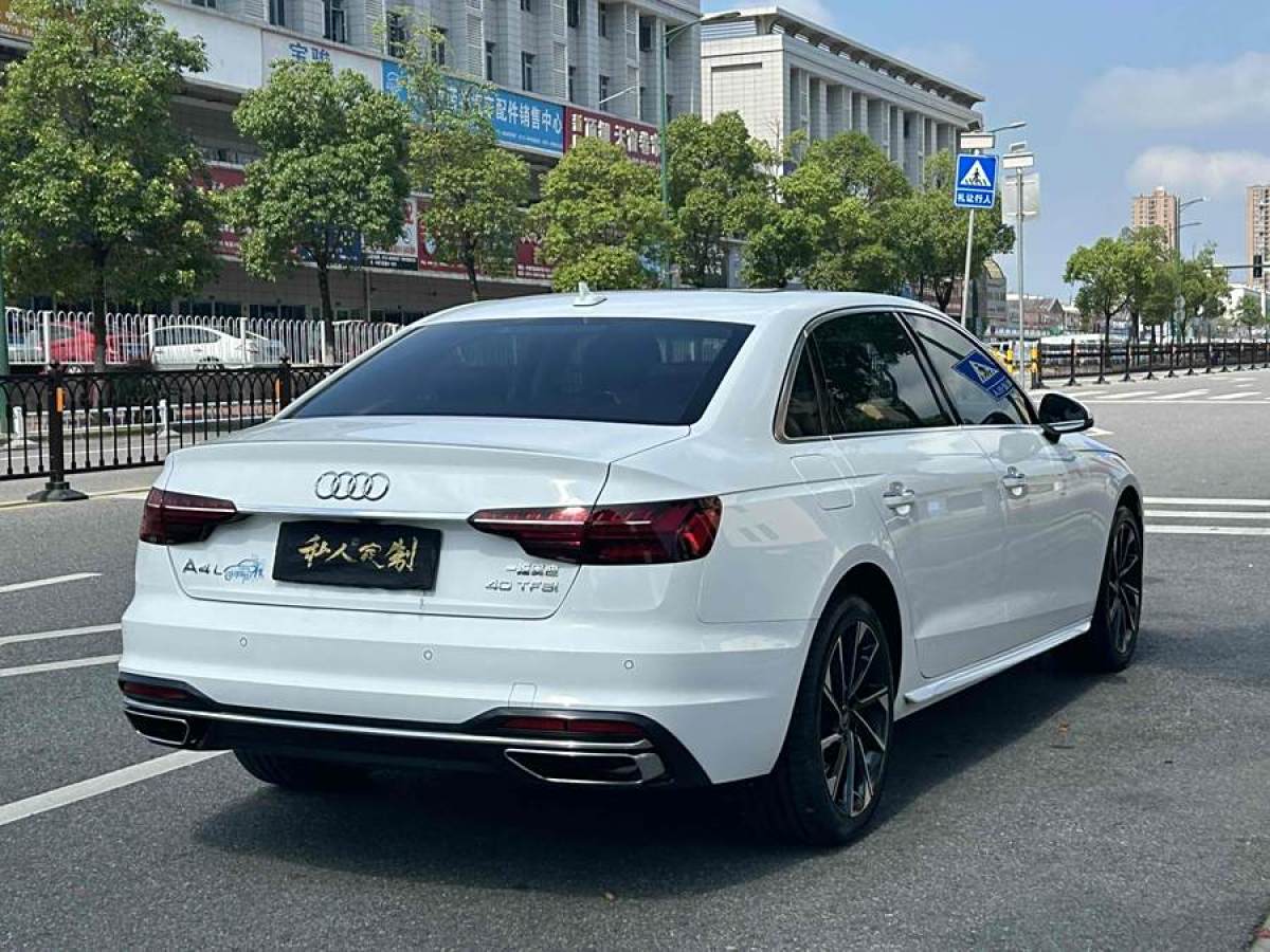 奧迪 奧迪A4L  2022款 40 TFSI 時尚動感型圖片