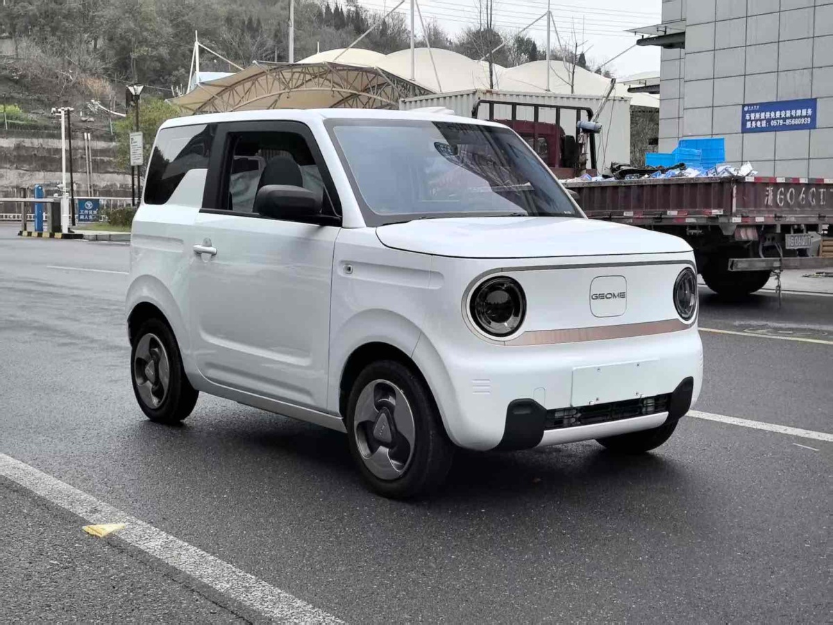 吉利 熊貓mini  2023款 200km 靈動熊圖片