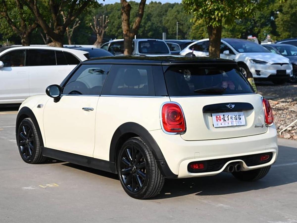 MINI MINI  2016款 2.0T COOPER S 先鋒派圖片