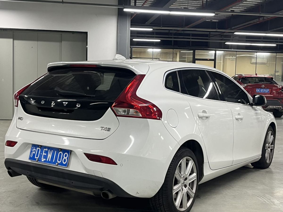 沃爾沃 V40  2016款 T4 智雅版圖片