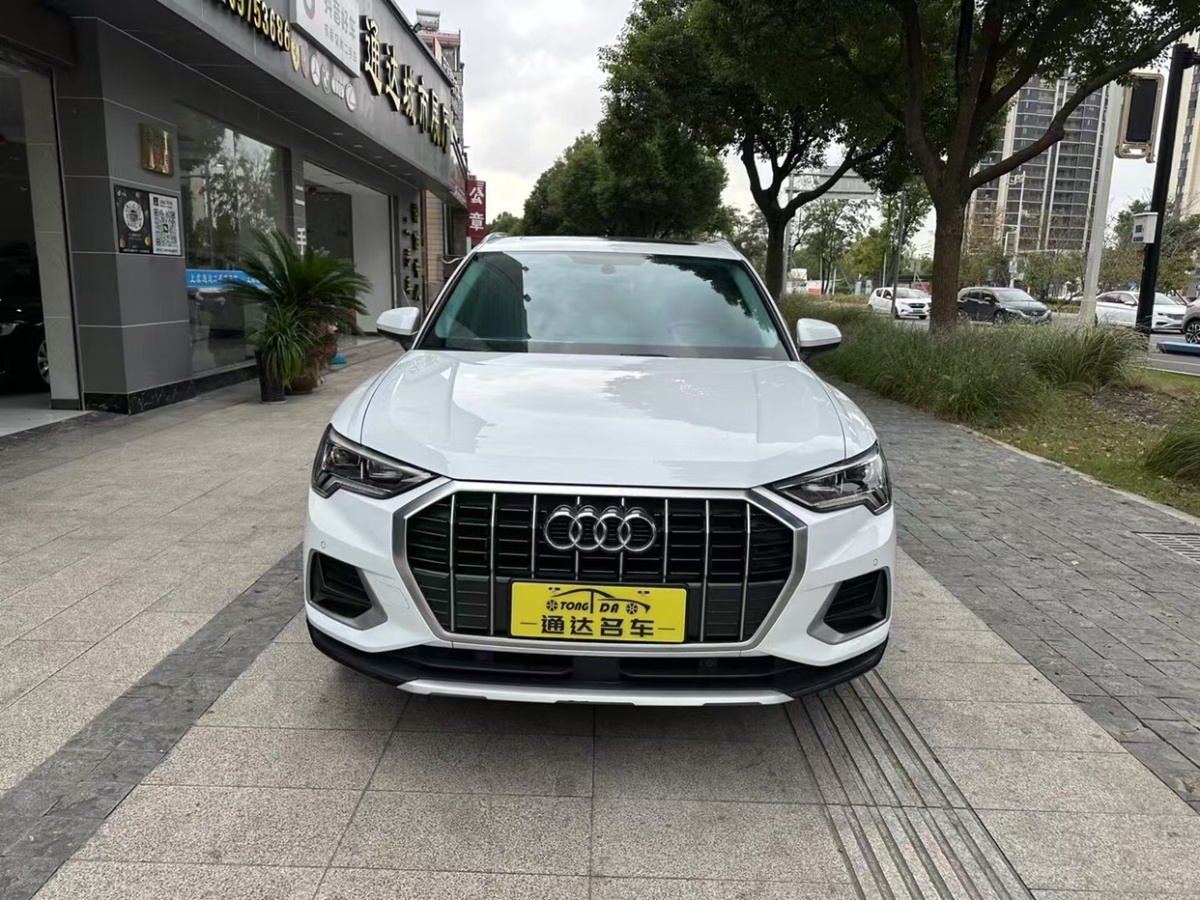 奧迪 奧迪Q3  2019款  35 TFSI 時尚致雅型圖片