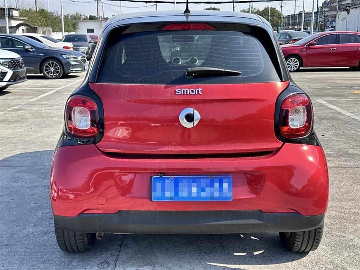 smart forfour  2018款 1.0L 52千瓦靈動(dòng)版圖片