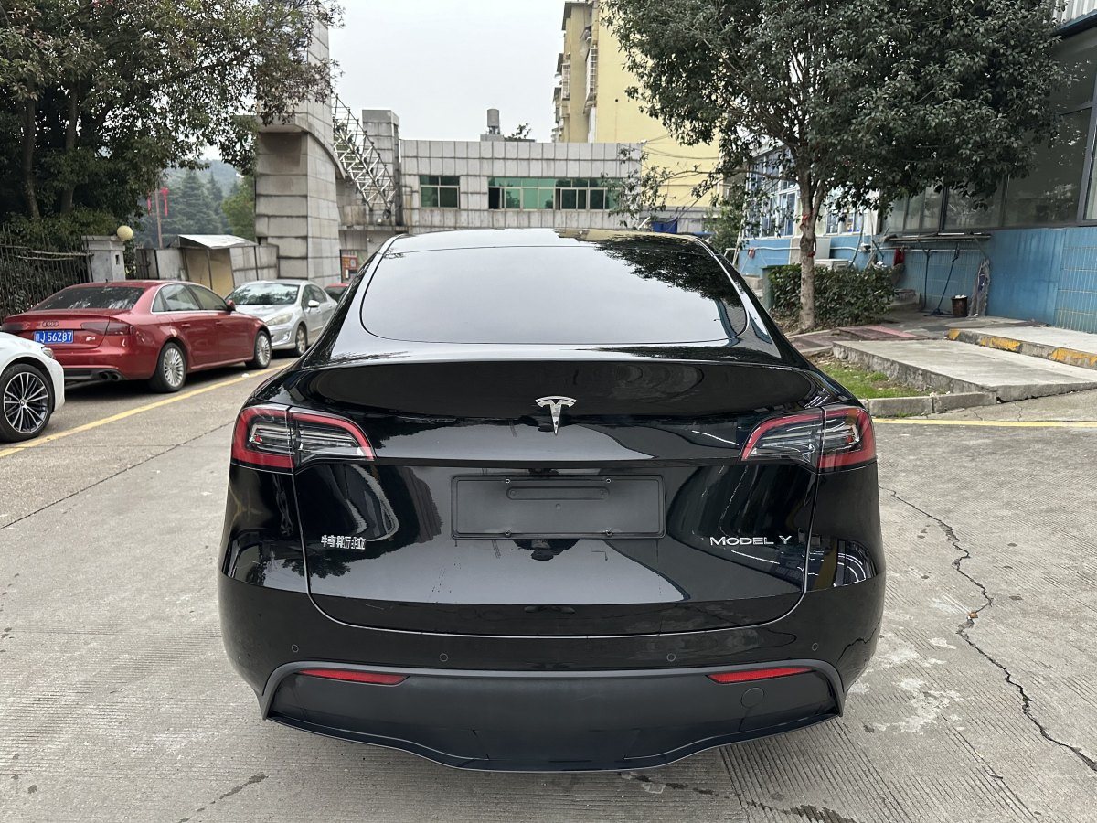 特斯拉 Model 3  2020款 改款 長(zhǎng)續(xù)航后輪驅(qū)動(dòng)版圖片