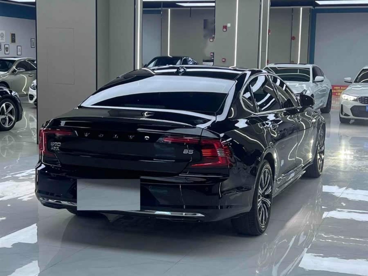 沃爾沃 S90  2021款 B5 智逸豪華版圖片