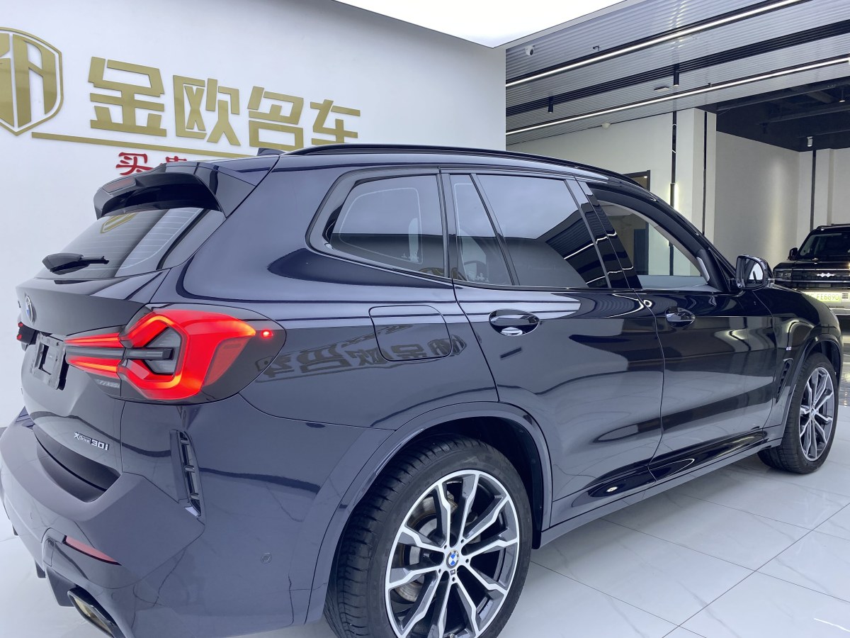 寶馬 寶馬X3  2022款 改款 xDrive30i 領(lǐng)先型 M曜夜套裝圖片