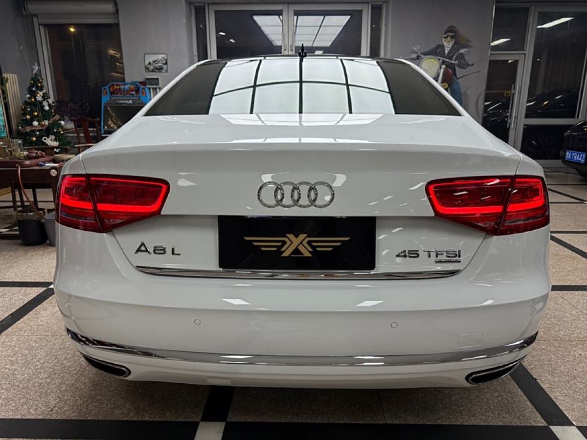 奧迪 奧迪A8  2013款 A8L 45 TFSI quattro豪華型圖片