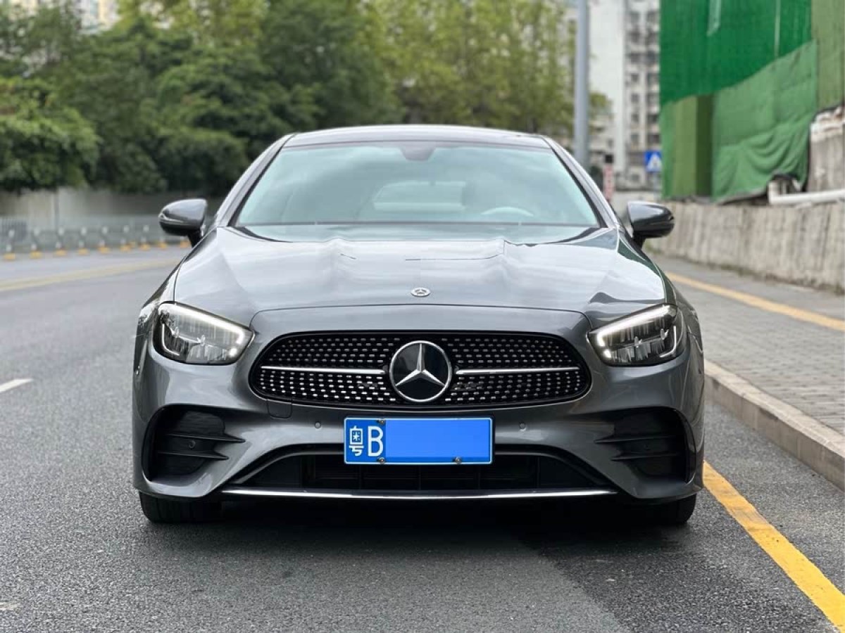 奔馳 奔馳E級(jí)  2023款 改款 E 260 轎跑車(chē)圖片