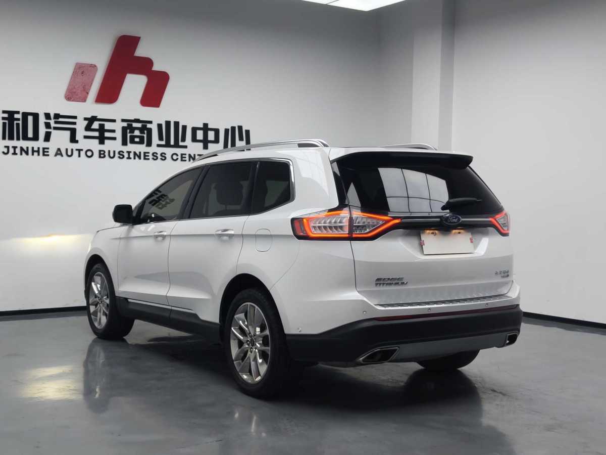 福特 銳界  2016款 EcoBoost 245 四驅(qū)尊銳型 7座圖片