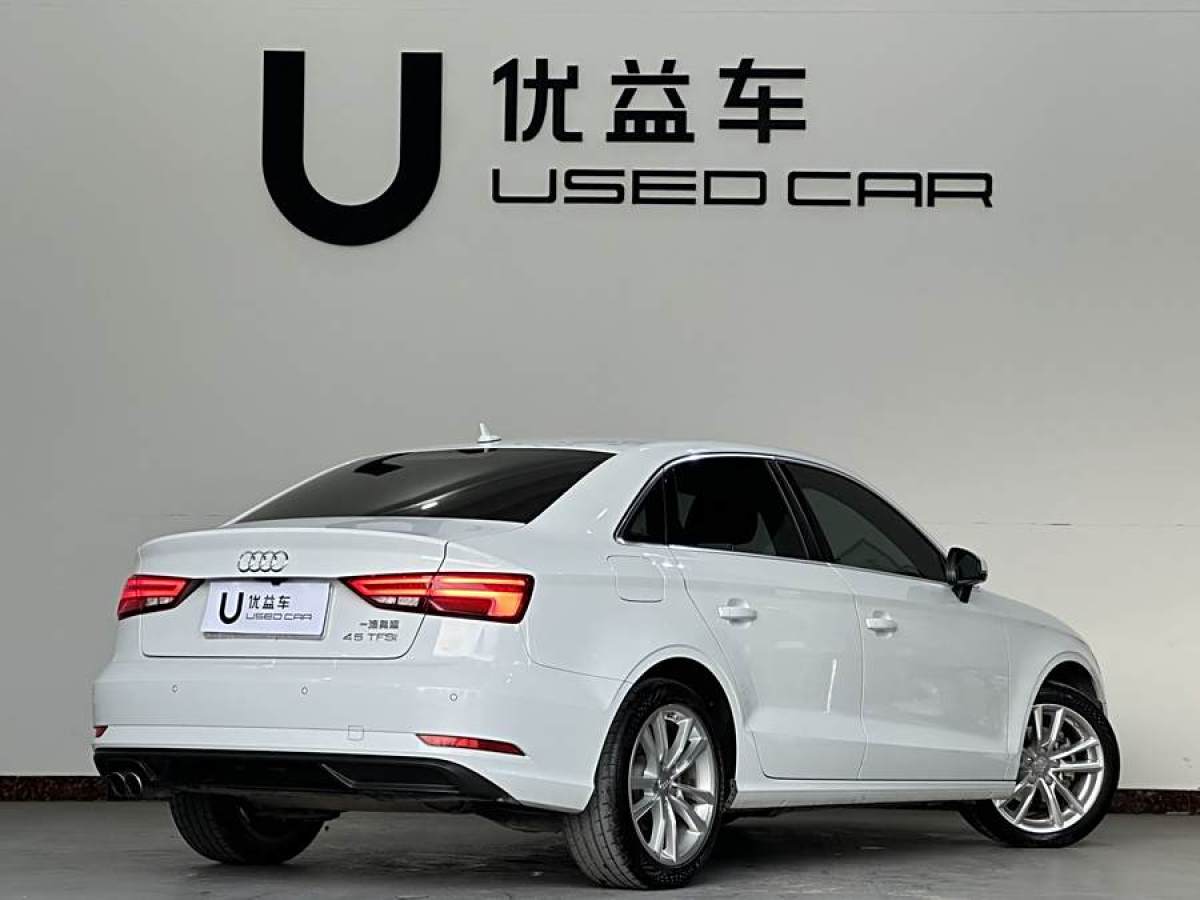 奧迪 奧迪A3  2018款 30周年年型 Limousine 35 TFSI 進(jìn)取型圖片