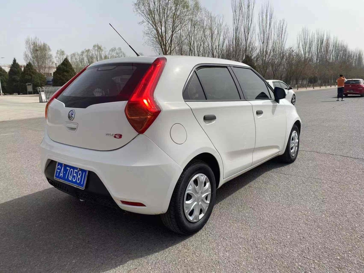 名爵 名爵3  2013款 MG3 1.3L舒适版图片