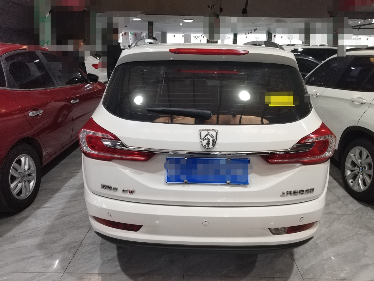 2019年4月寶駿 310W  2017款 1.5L 手動(dòng)時(shí)尚型