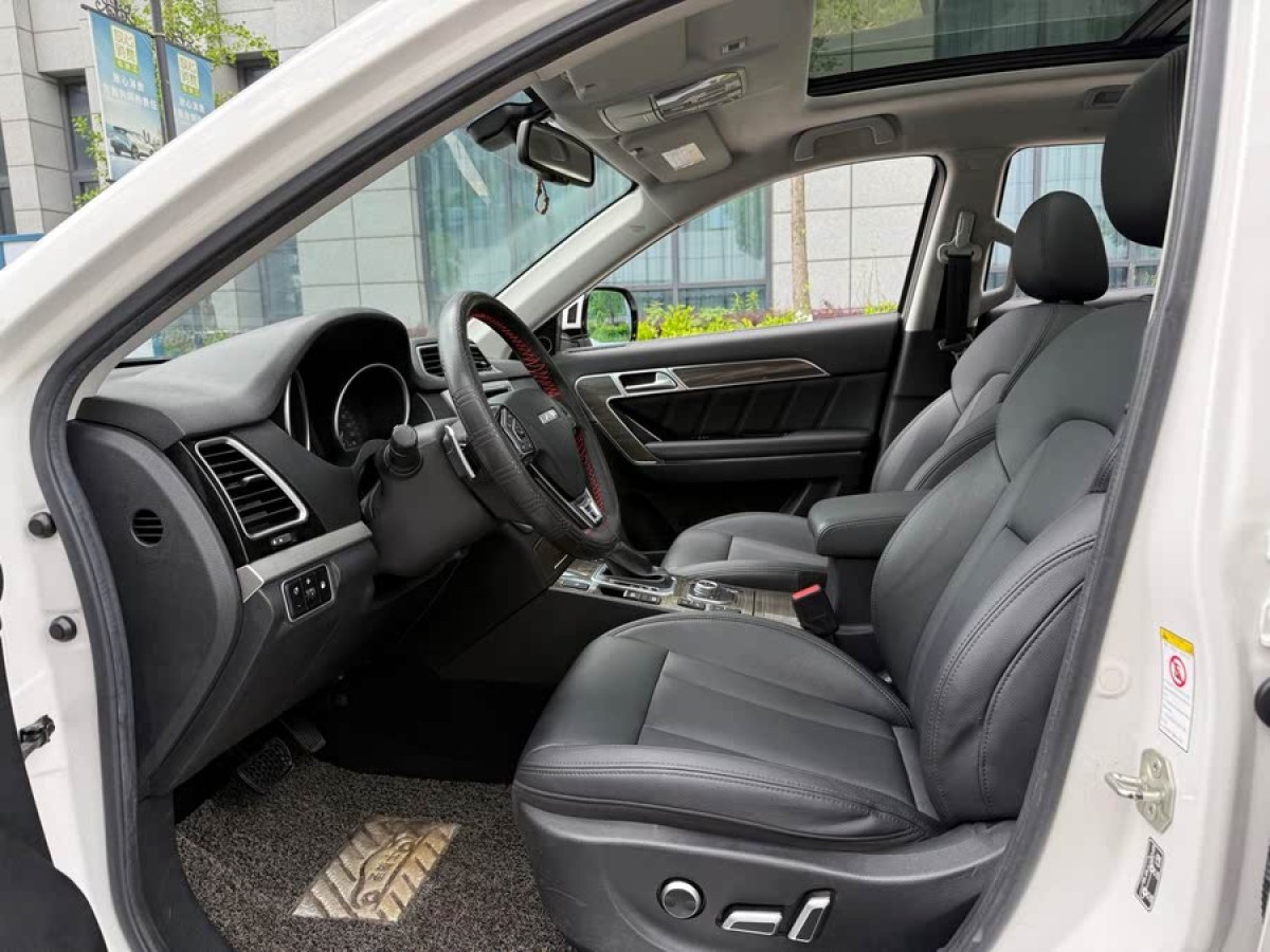 哈弗 H6 Coupe  2015款 藍標 2.0T 自動兩驅(qū)精英型圖片