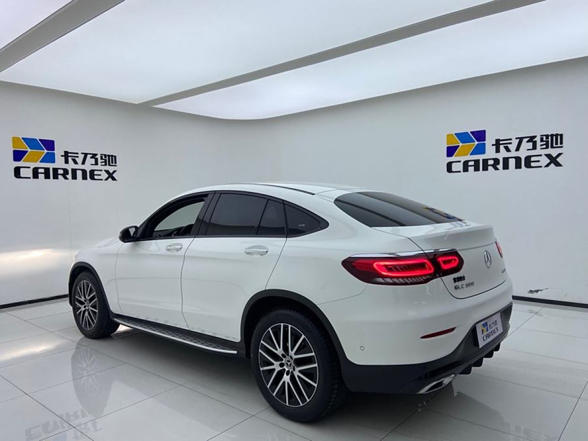 奔馳 奔馳GLC  2021款 GLC 300 4MATIC 轎跑SUV圖片