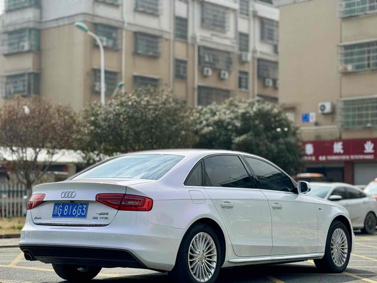 奧迪 奧迪A4L  2015款 35 TFSI 自動標準型圖片