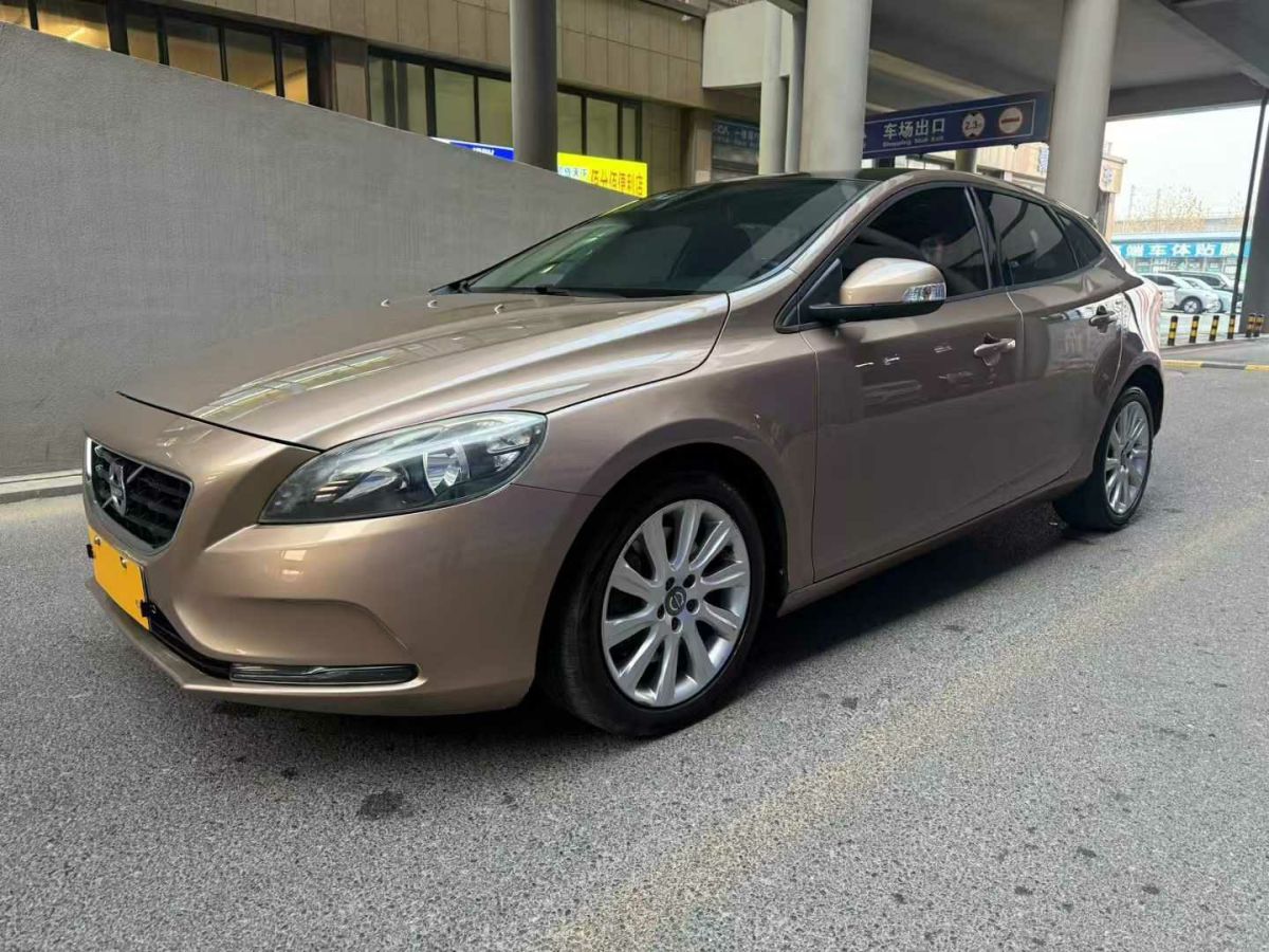 沃爾沃 V40  2014款 2.0T 智逸版圖片