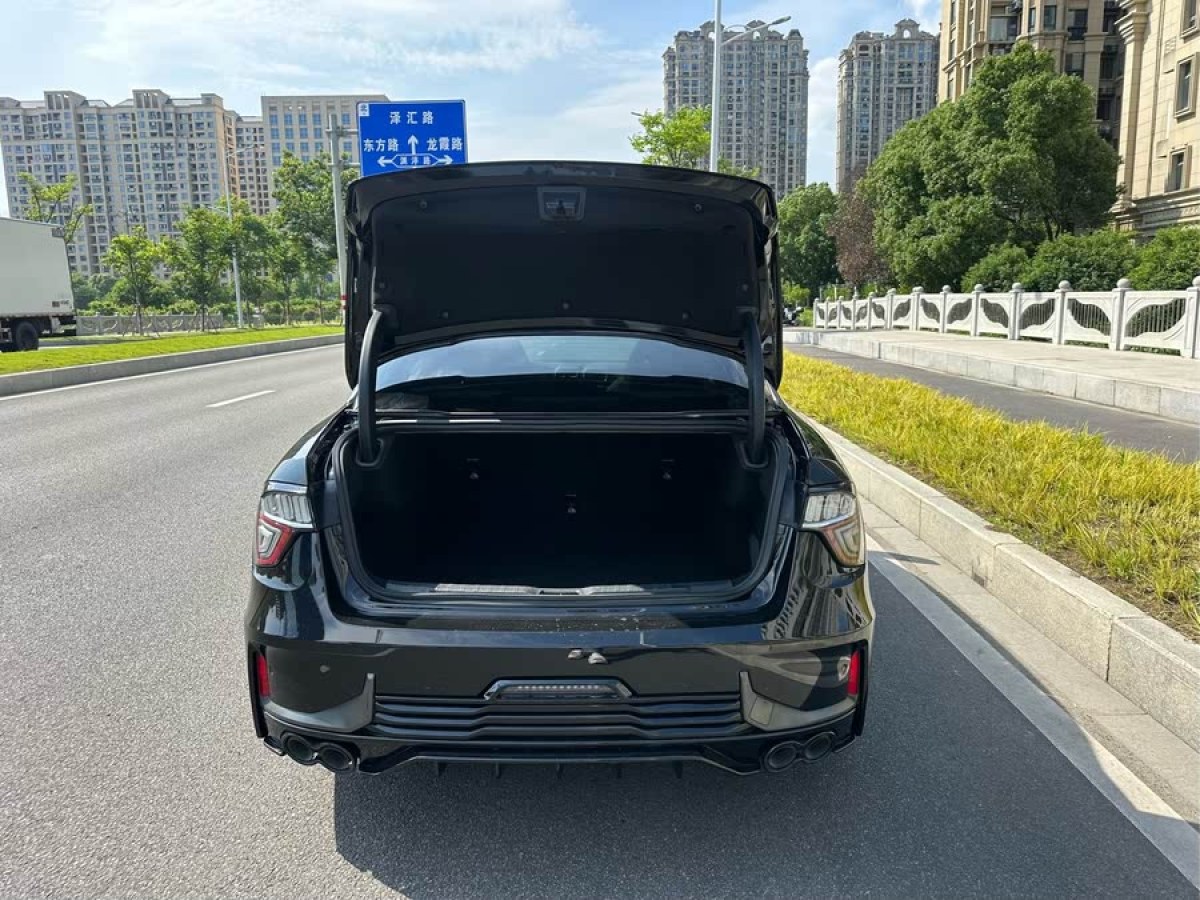 領(lǐng)克 領(lǐng)克03  2022款 03+ 2.0TD 自動(dòng)馭風(fēng)版圖片