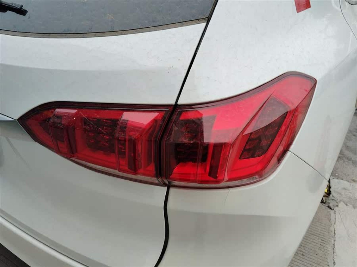 WEY VV6  2021款 2.0T 兩驅(qū)智護(hù)+圖片