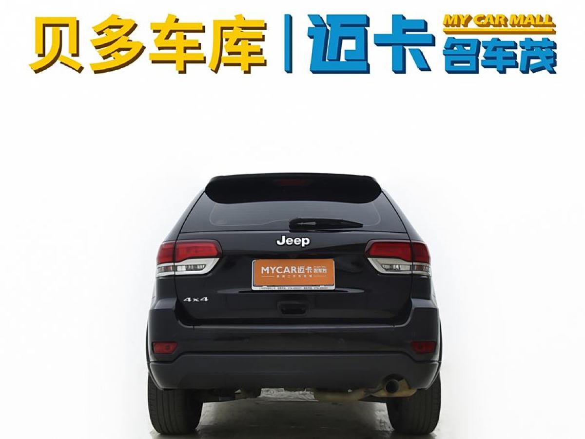 Jeep 大切諾基  2020款 3.0L 專業(yè)導航版圖片