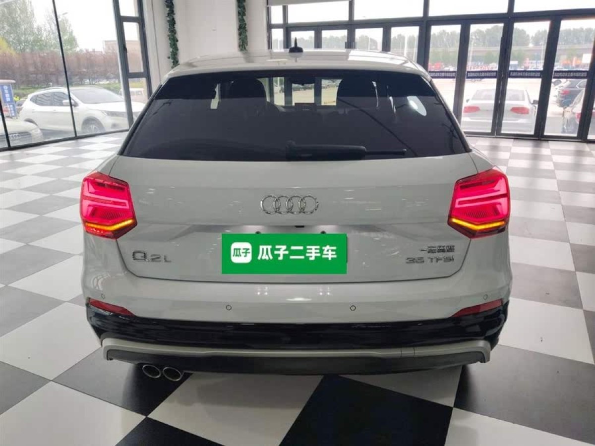 奧迪 奧迪Q2L  2024款 改款 35TFSI 時(shí)尚動感型圖片
