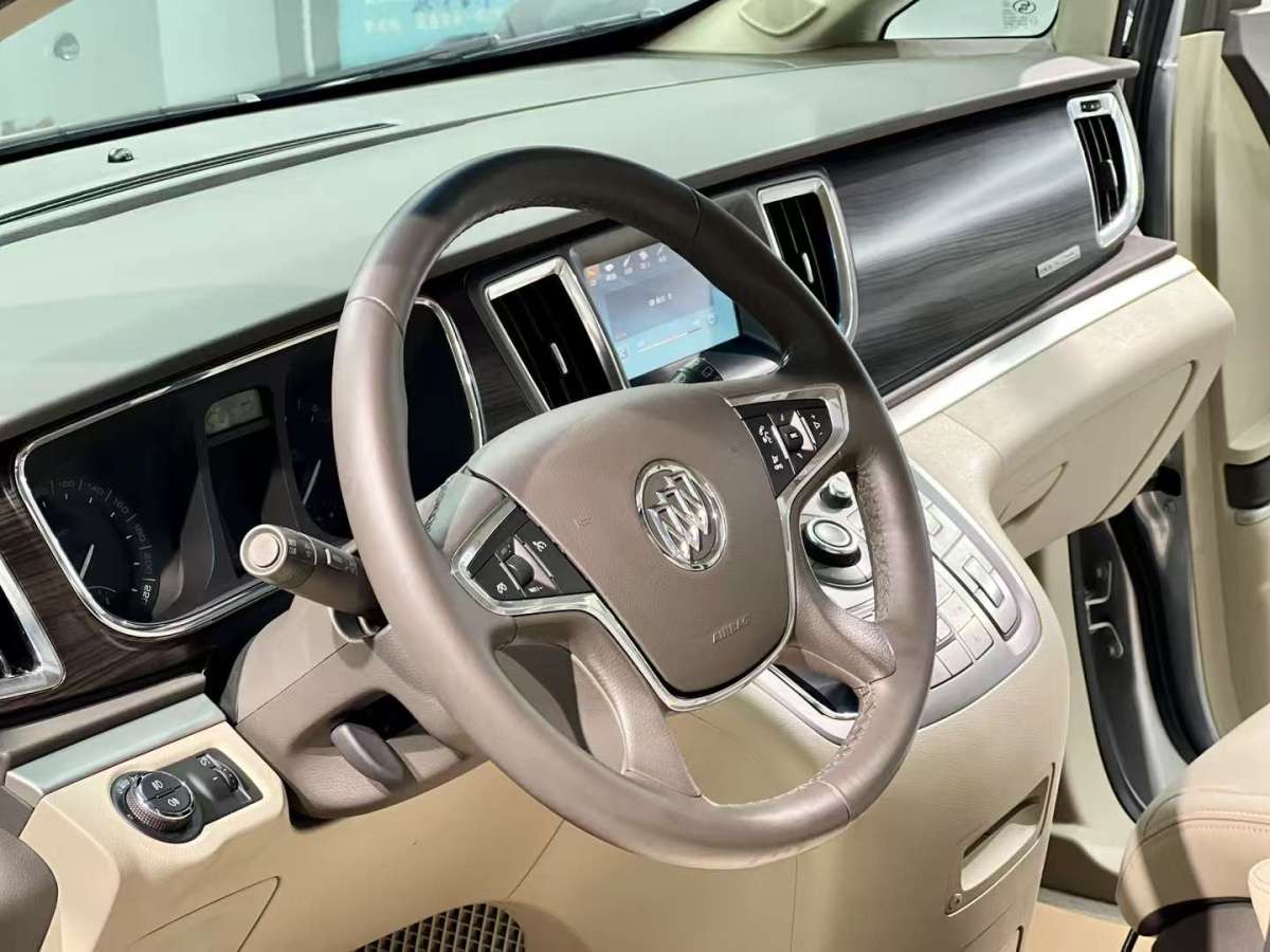 別克 GL8  2011款 3.0L GT豪華商務(wù)豪雅版圖片