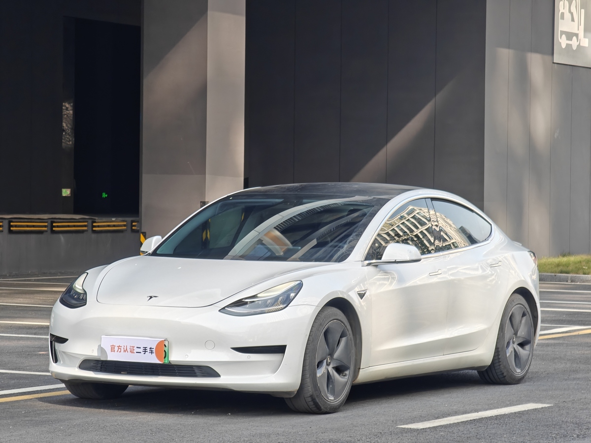 特斯拉 Model 3  2019款 標準續(xù)航后驅(qū)升級版圖片