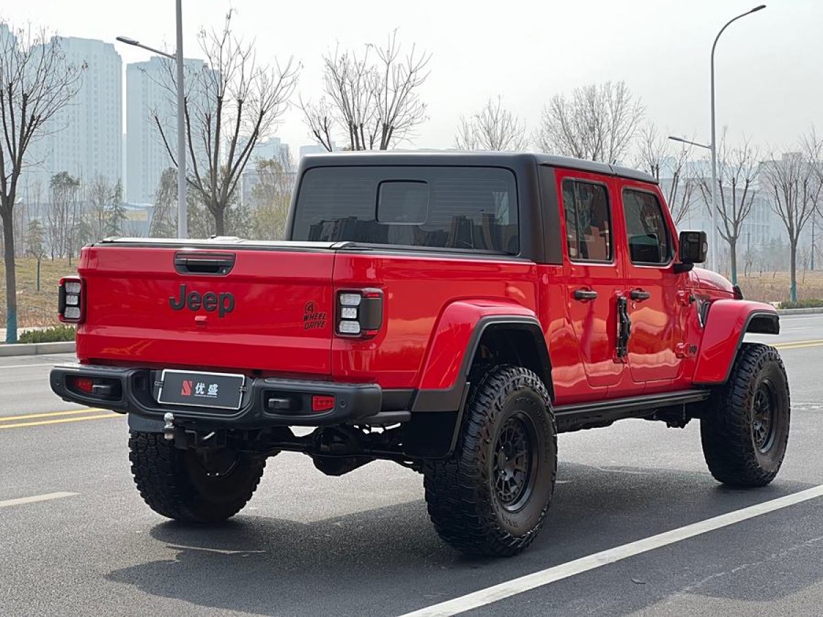 Jeep 角斗士  2023款 3.6L Overland圖片