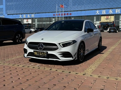 2021年1月 奔馳 奔馳A級(jí)AMG AMG A 35 4MATIC圖片