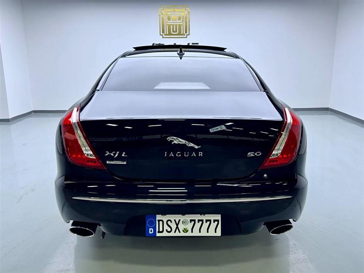 捷豹 XJ  2013款 XJL 5.0 SC 巔峰創(chuàng)世版 四座圖片