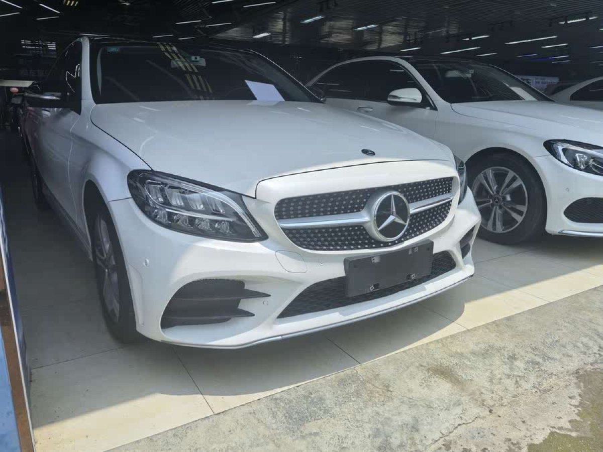 奔馳 奔馳C級  2019款 改款 C 260 L 運動版圖片