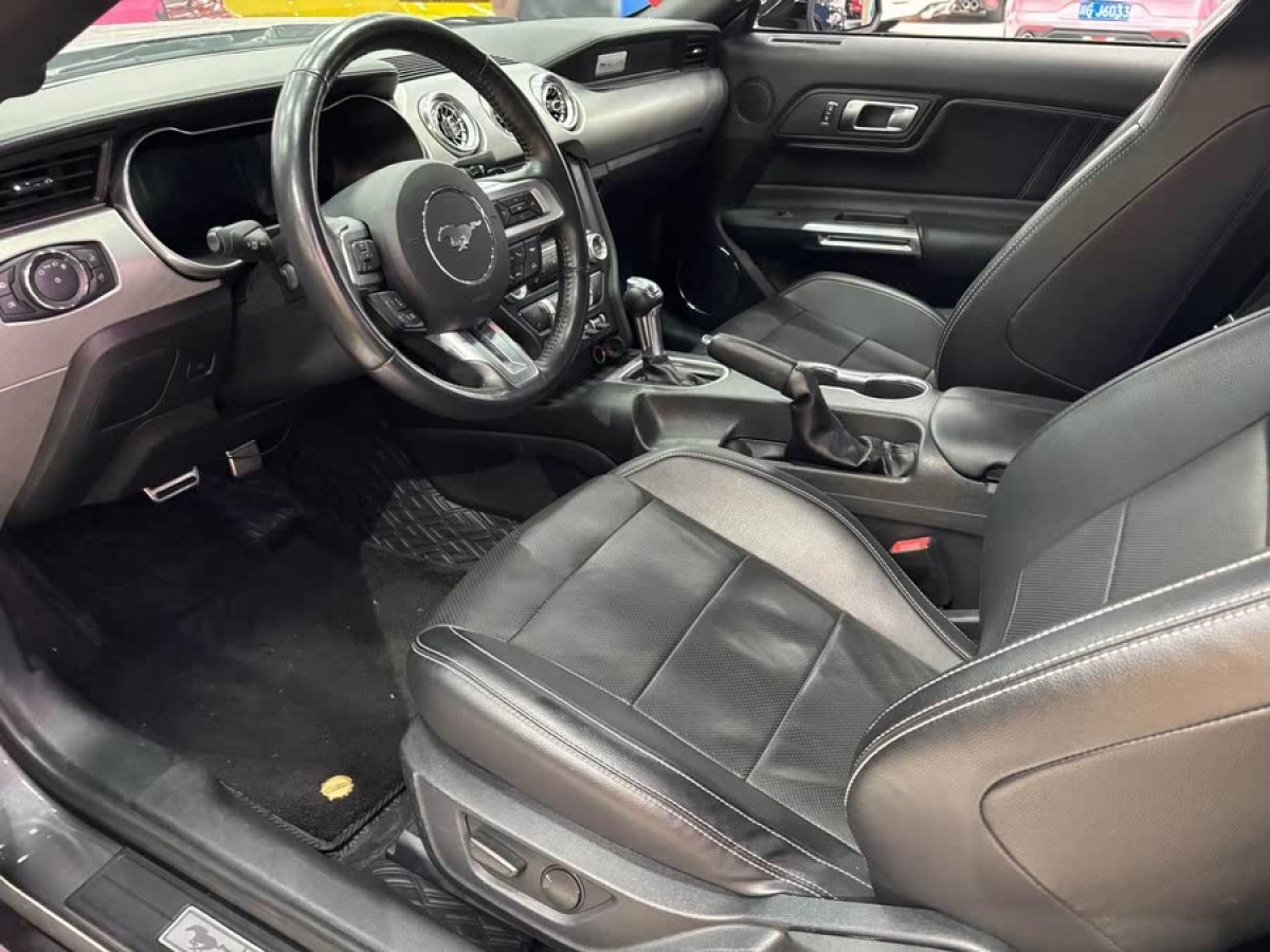 福特 Mustang  2021款 2.3L EcoBoost 黑曜魅影特別版圖片