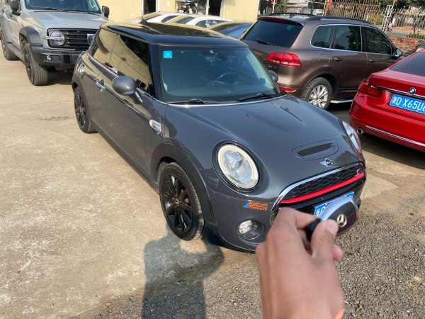 MINI MINI  2015款 2.0T COOPER S 五门版