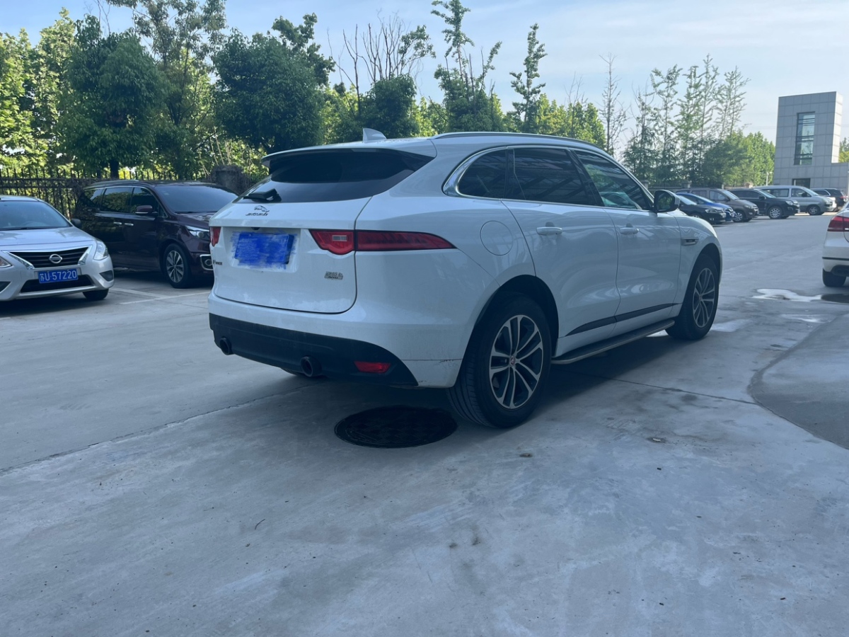 捷豹 F-PACE  2018款 2.0T 四驱R-Sport运动版图片