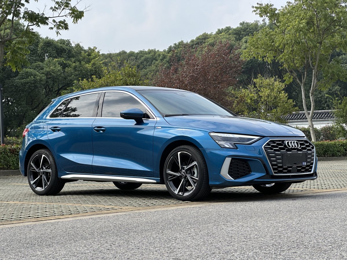 2022年8月奧迪 奧迪A3  2021款 Sportback 35 TFSI 時(shí)尚運(yùn)動(dòng)型