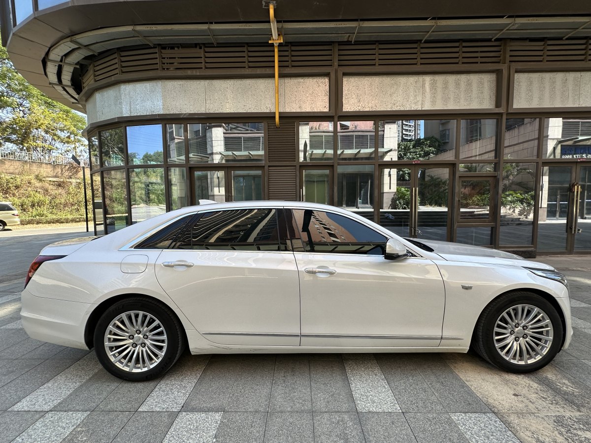 凱迪拉克 CT6  2019款 28T 時尚型圖片