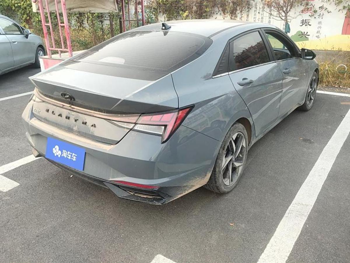 現(xiàn)代 伊蘭特  2022款 1.5L CVT LUX尊貴版圖片