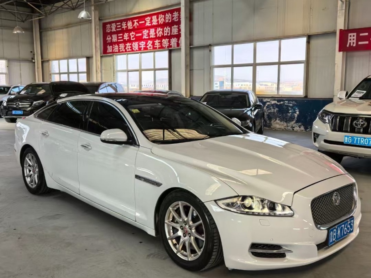 2013年8月捷豹 XJ  2014款 XJL 2.0T 兩驅(qū)典雅商務(wù)版