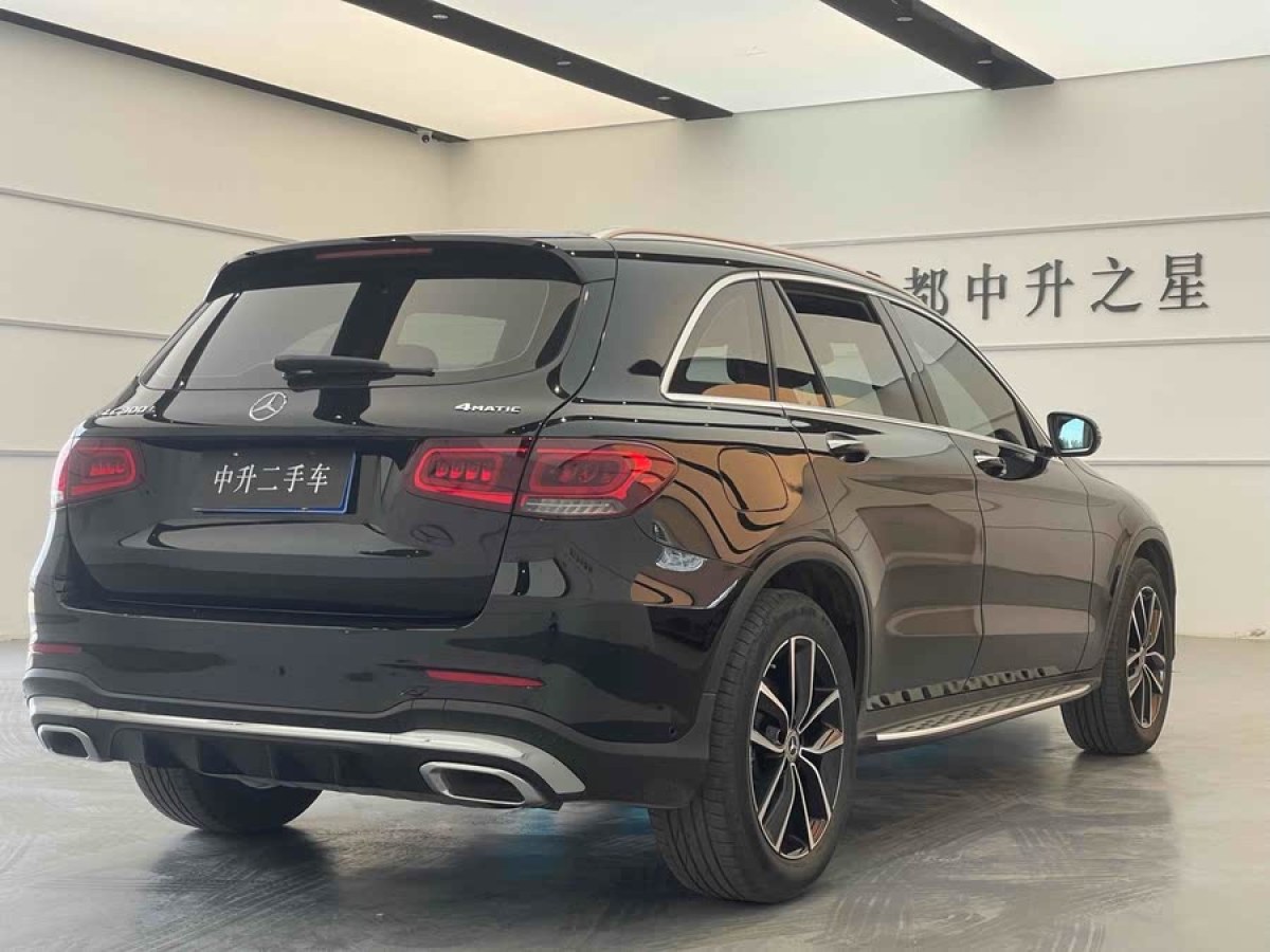 奔馳 奔馳GLC  2018款 改款 GLC 300 4MATIC 動(dòng)感型圖片