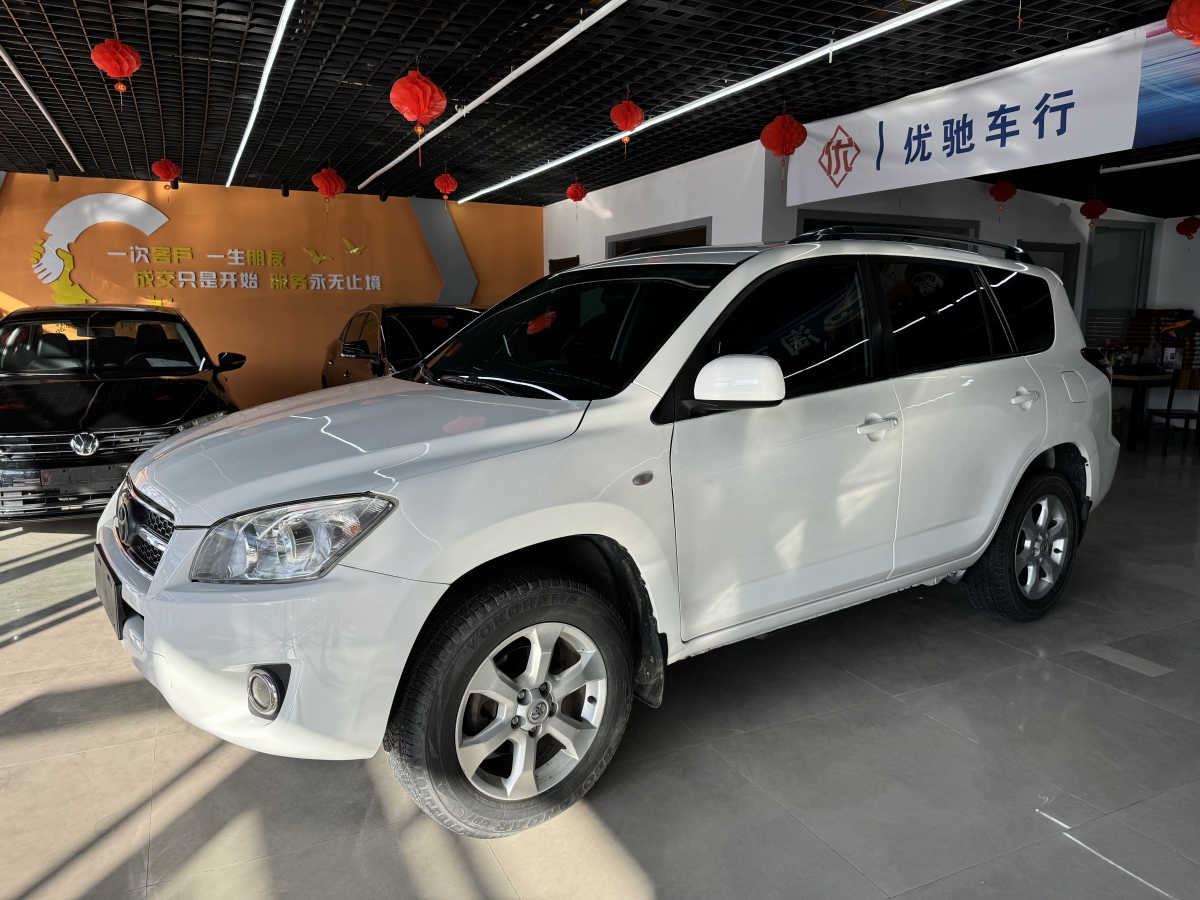 豐田 RAV4  2019款 榮放 2.0L CVT兩驅(qū)先鋒版圖片