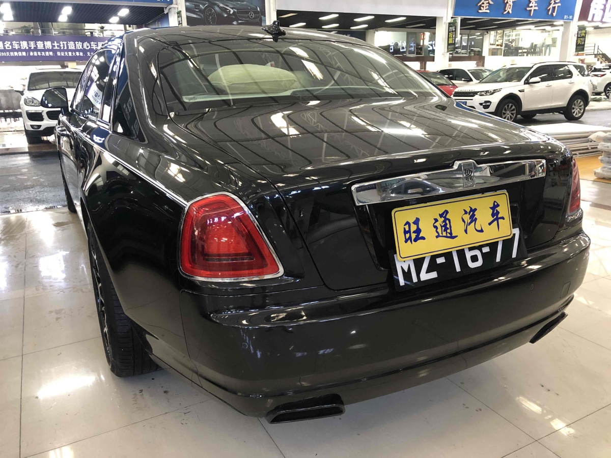 2014年6月勞斯萊斯 古思特  2014款 6.6T 加長(zhǎng)版