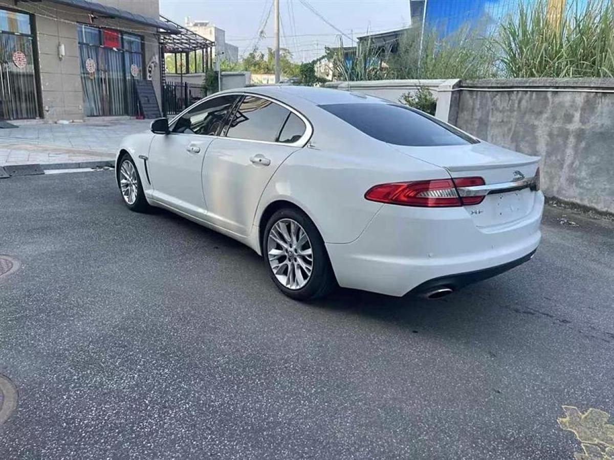 捷豹 XF  2009款 XF 3.0L V6豪華版圖片