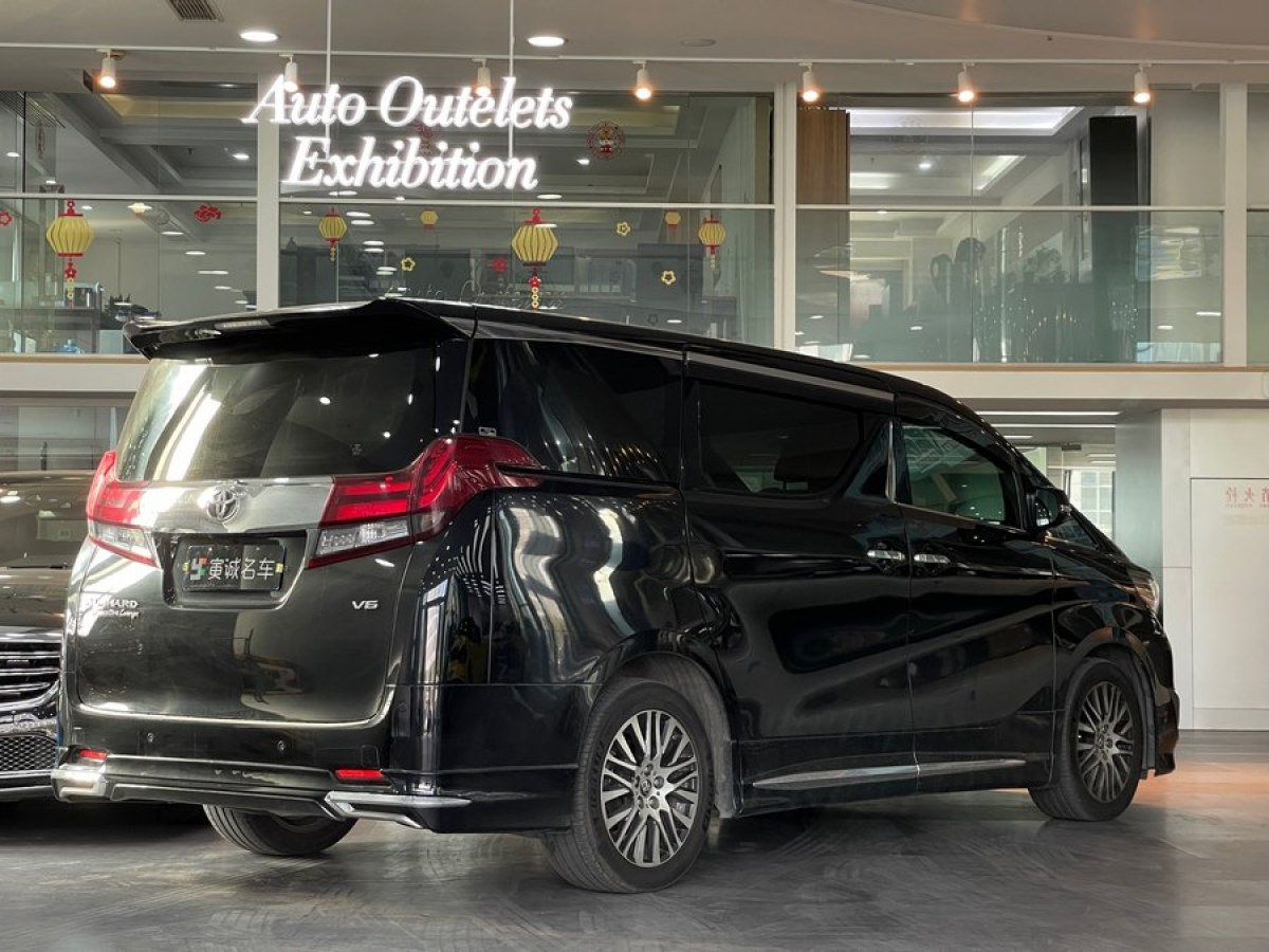 豐田 埃爾法  2015款 3.5L 尊貴版圖片