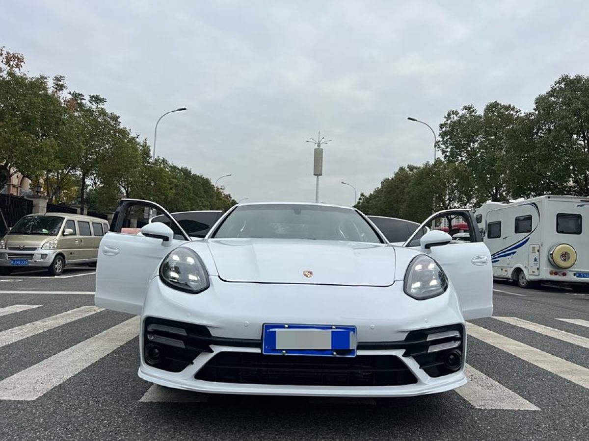 保時(shí)捷 Panamera  2012款 Panamera GTS 4.8L圖片