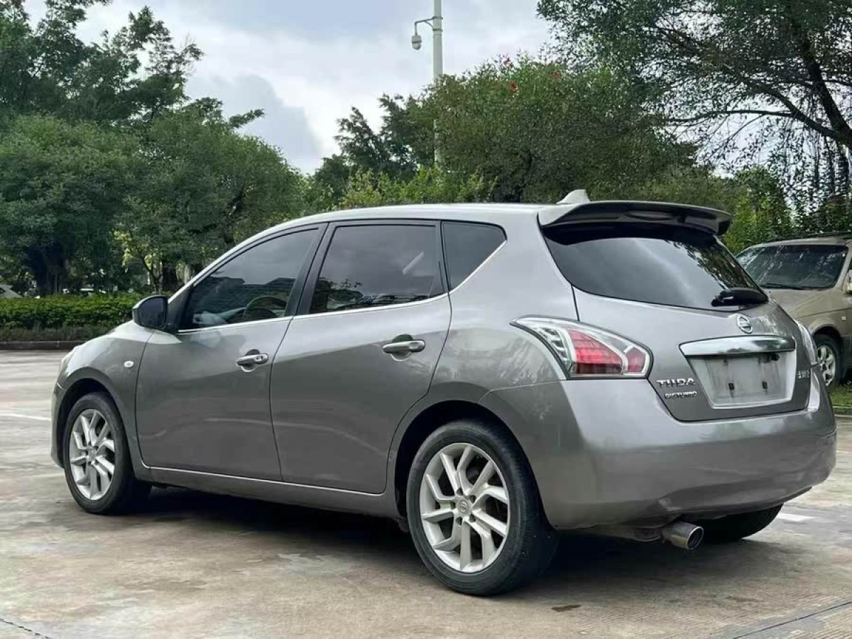 日產(chǎn) 騏達(dá)  2011款 1.6T M-CVT致酷版圖片