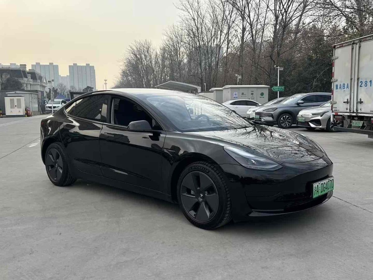 特斯拉 Model Y  2022款 改款 后輪驅(qū)動(dòng)版圖片