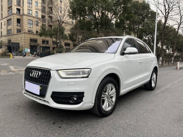 奥迪 奥迪Q3  2015款 30 TFSI 舒适型