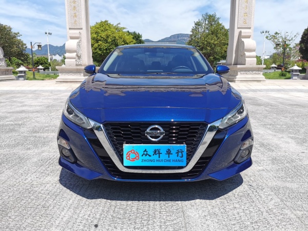 日产 天籁  2021款 2.0T XL 智进版