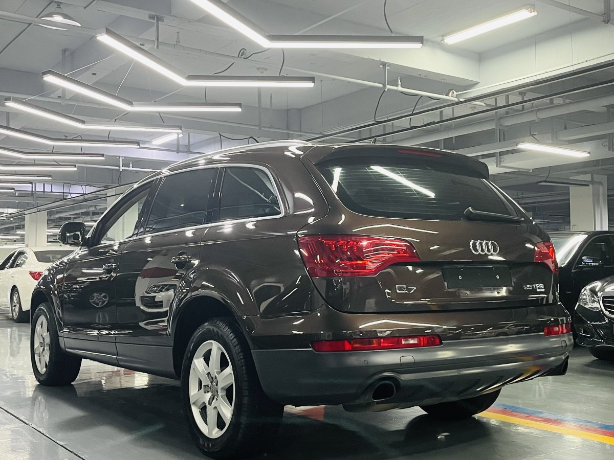 奧迪 奧迪Q7  2013款 35 TFSI 專享型圖片