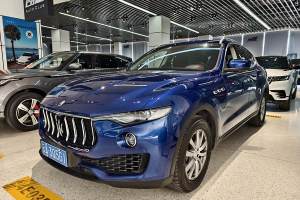 Levante 瑪莎拉蒂 3.0T 350Hp 標(biāo)準(zhǔn)版