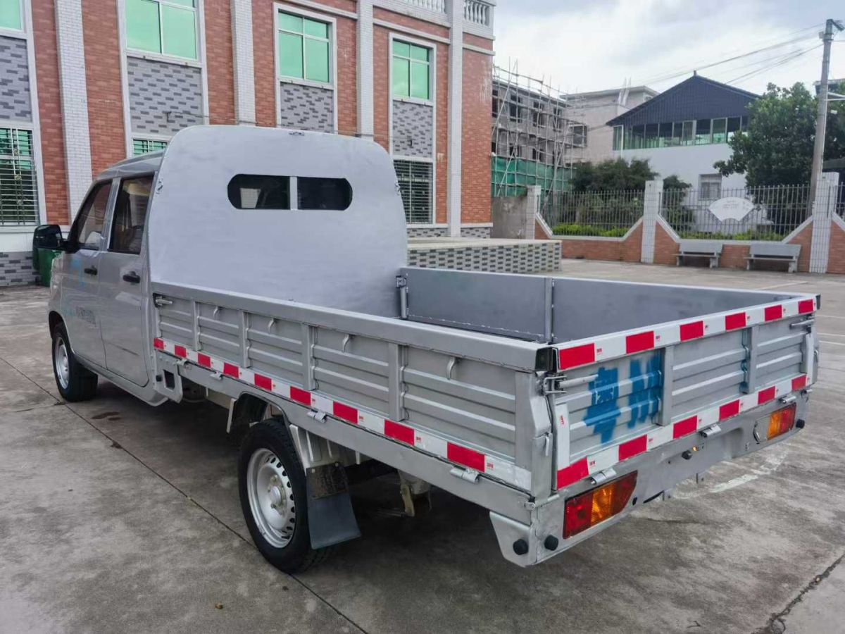 五菱 五菱征程  2021款 1.5T 手動(dòng)豪華型營運(yùn)車圖片
